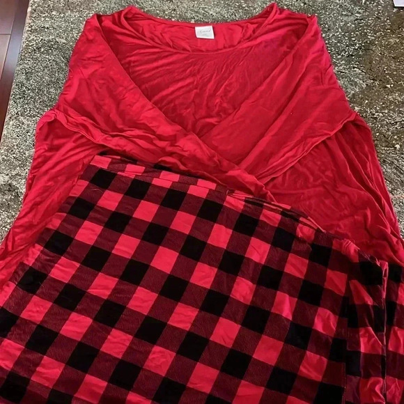 Soma Other - EUC Soma Pajama Set Buffalo Plaid w Solid Red Long Sleeve Top Soft Cozy Size XXL